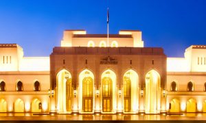 رحلات إلى مسقط