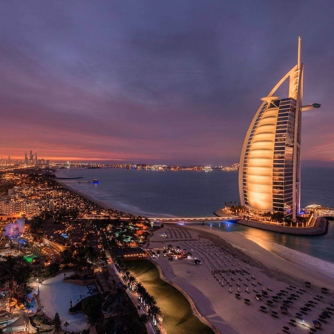 Visit Dubai